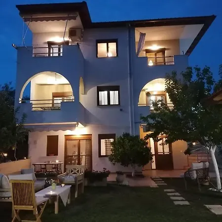 Kali Luxury -garden-gold- Apartment Agios Nikolaos (Chalkidiki)