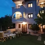 Kali Luxury -silver-gold- 公寓 圣尼古拉奥斯